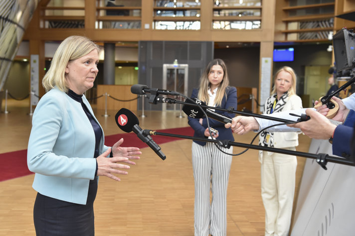 Prime Minister Magdalena Andersson is talking to the press inside the Europa buidling in Brussels ahead of the Special meeting of the European Council on 30–31 May