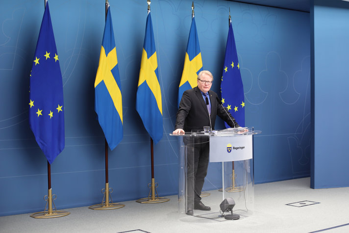 The Swedish Minister for Defence, Peter Hultqvist, at the virtual press briefing., 