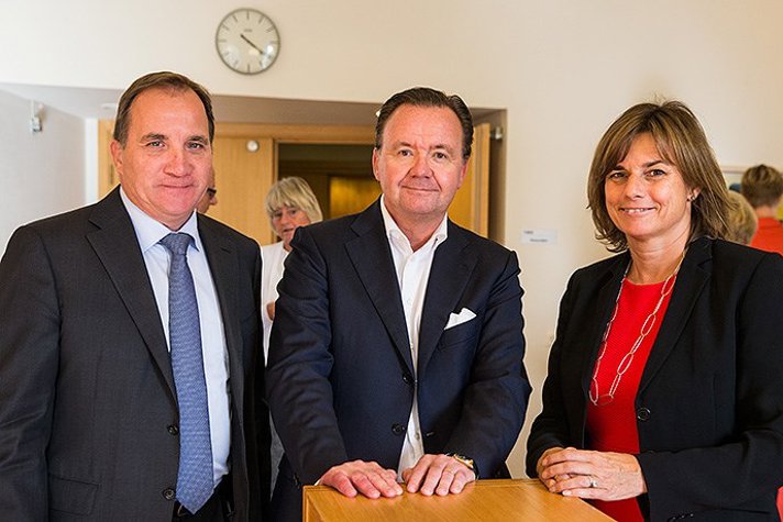 Prime Minister Stefan Löfven and Minister for International Development Cooperation and Climate Isabella Lövin together with Karl-Henrik Sundström, CEO and Managing Director of Stora Enso, at the meeting of the National Innovation Council at Rosenbad. 