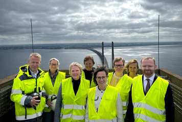 Group picture on the Öresund Bridge